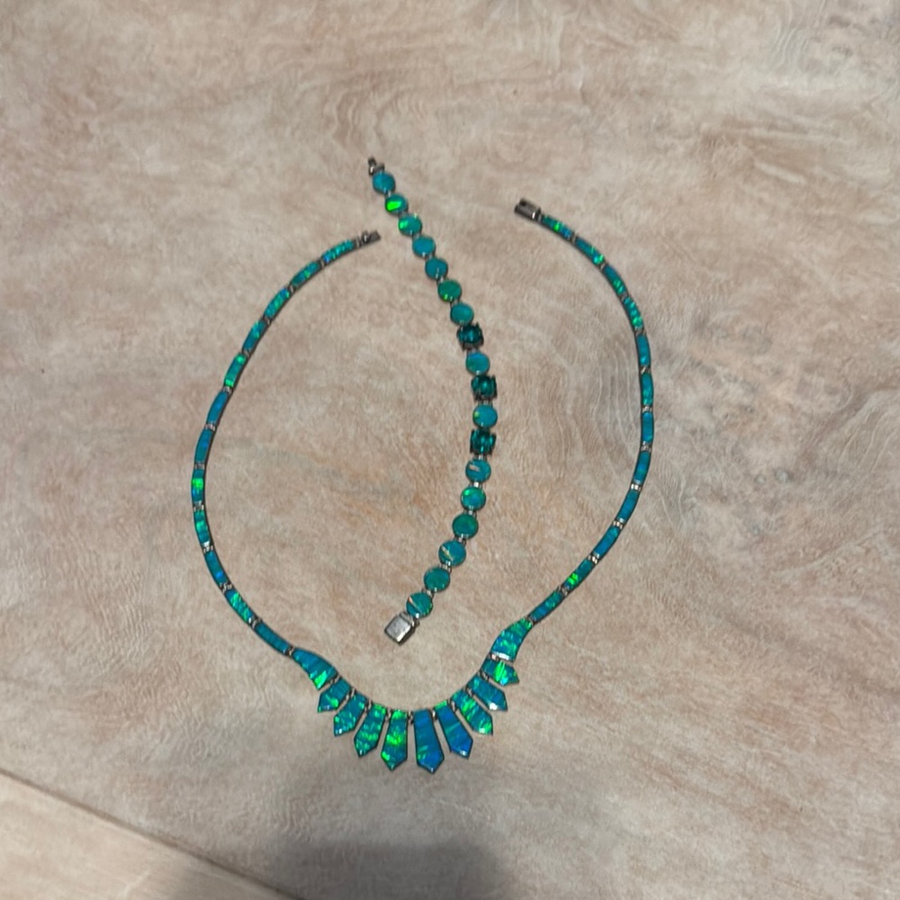 Elegant Blue and Green Necklace